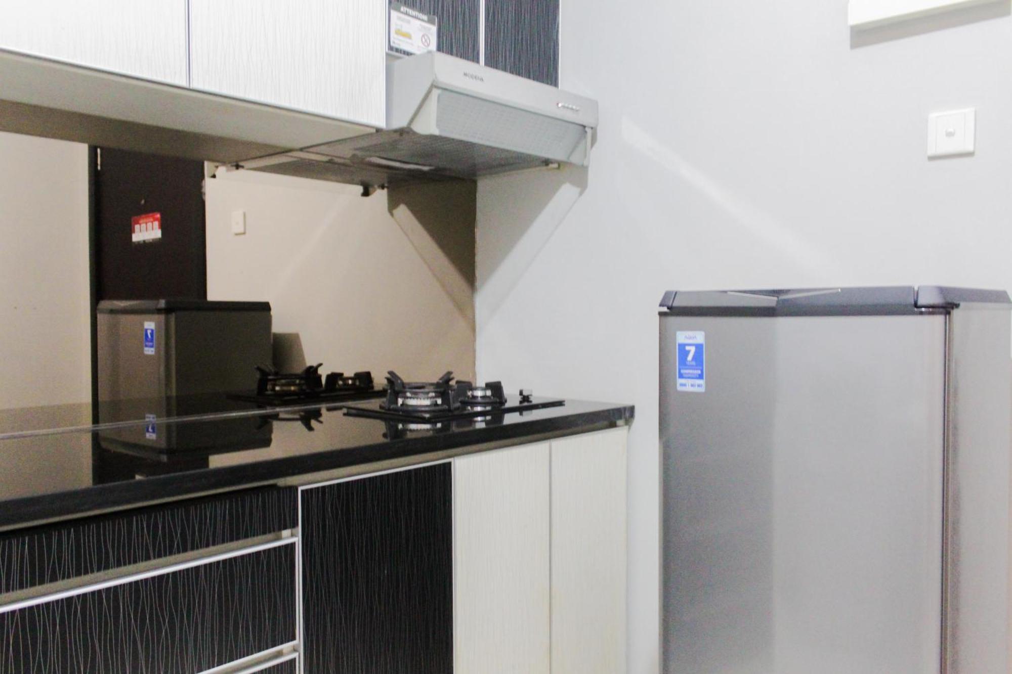 Fresh And Bright At Nifarro Park By Travelio Apartemen