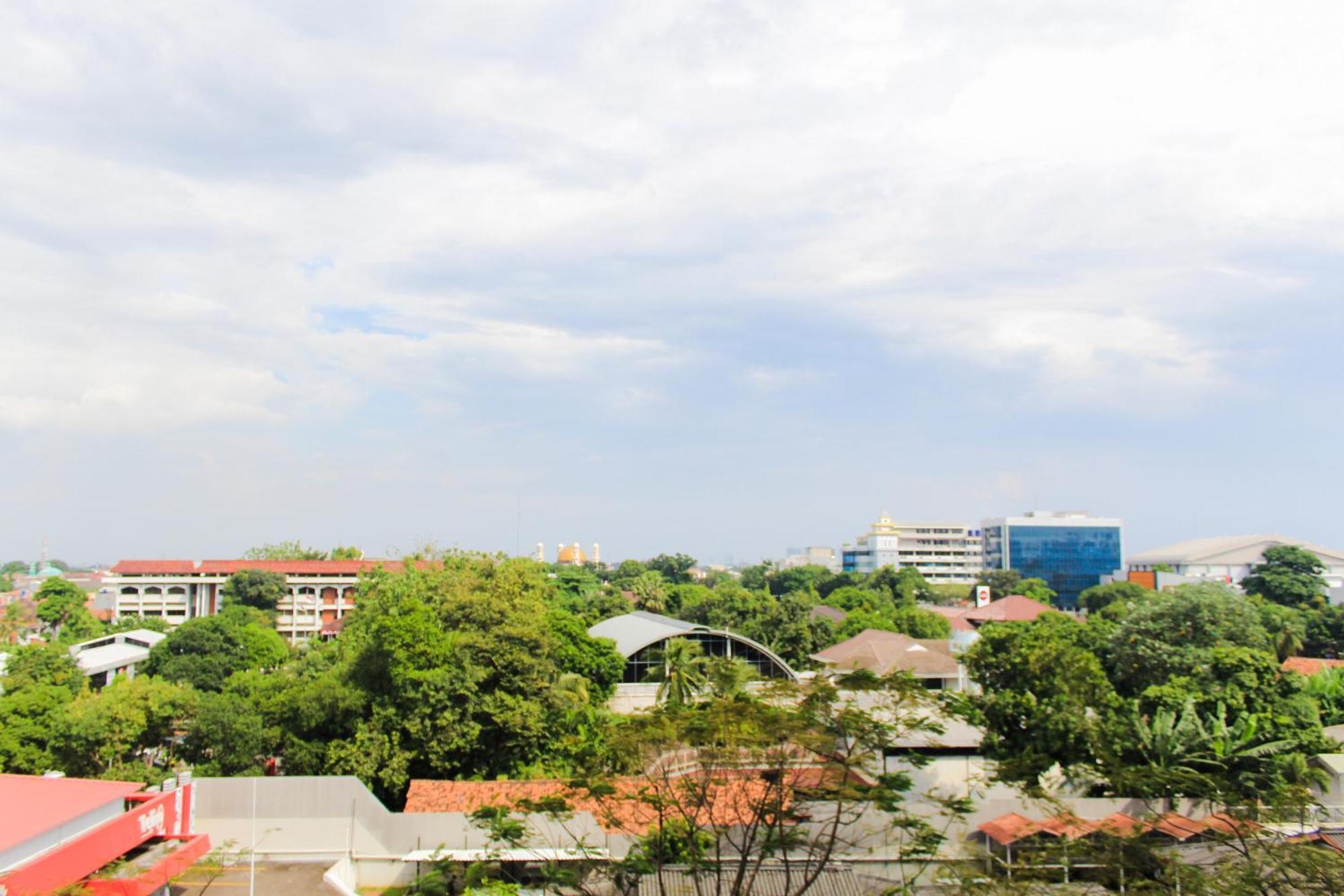 Apartemen Fresh And Bright At Nifarro Park By Travelio