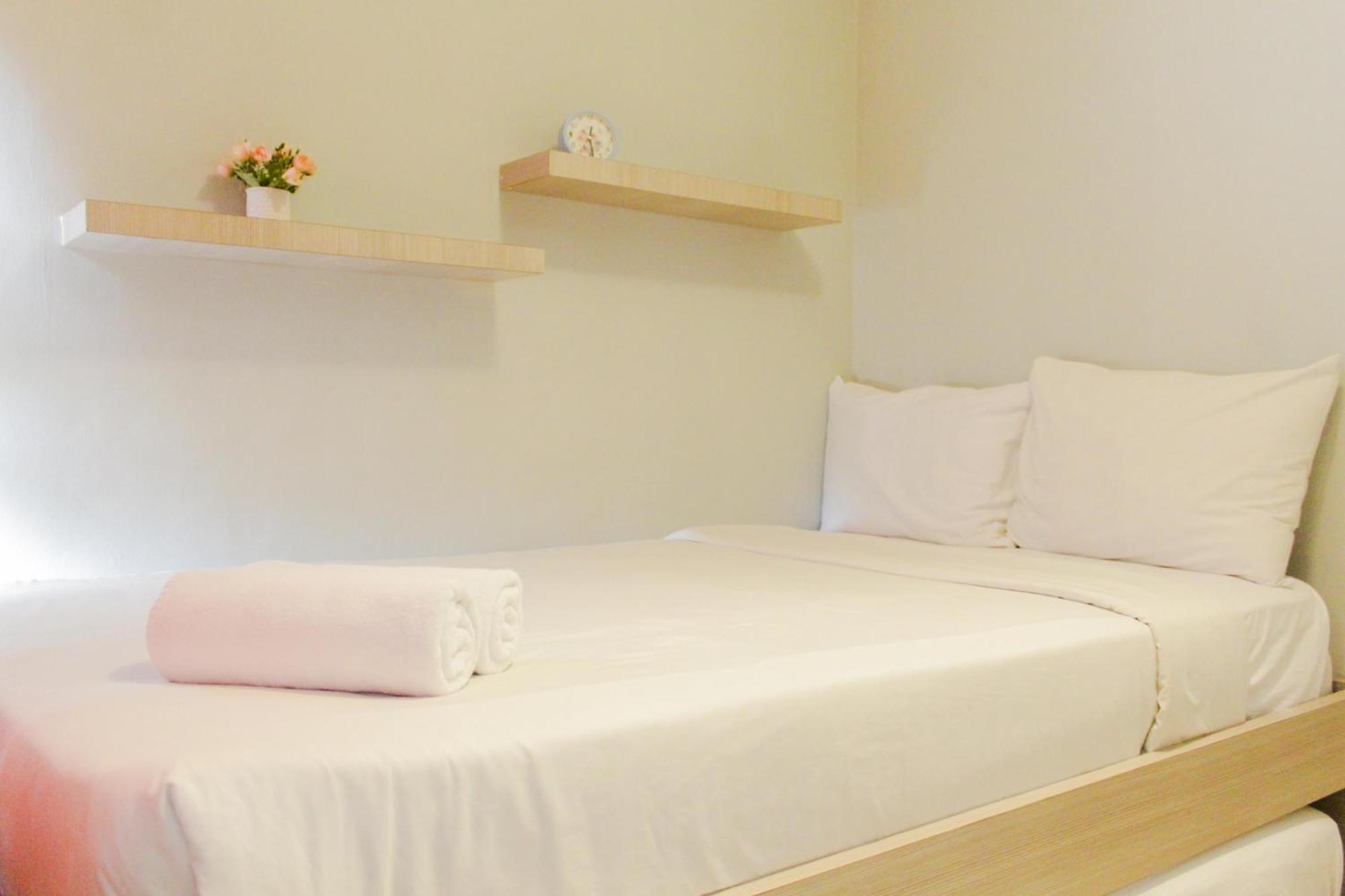 Fresh And Bright At Nifarro Park By Travelio Apartemen